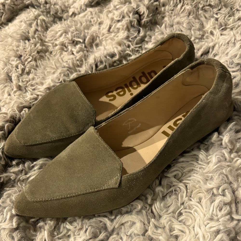 Hush Puppies Hazel Pointe Women's Loafers & Slip-Ons (Suede)